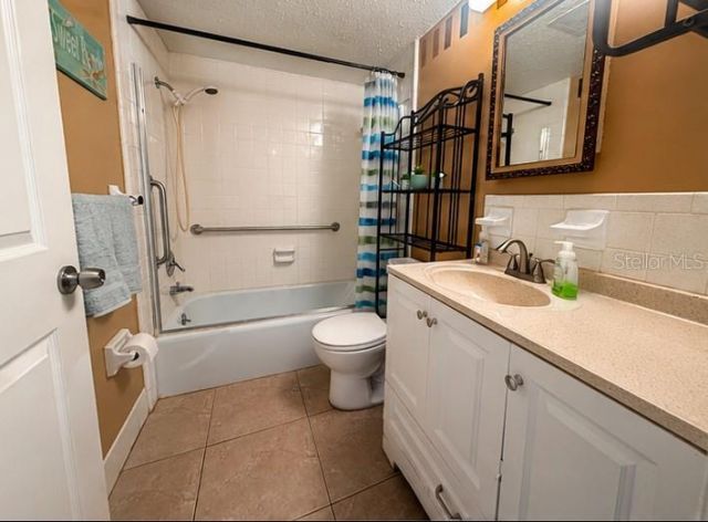 6044 22nd Avenue N, Unit 2, Saint Petersburg, FL 33710 Photo