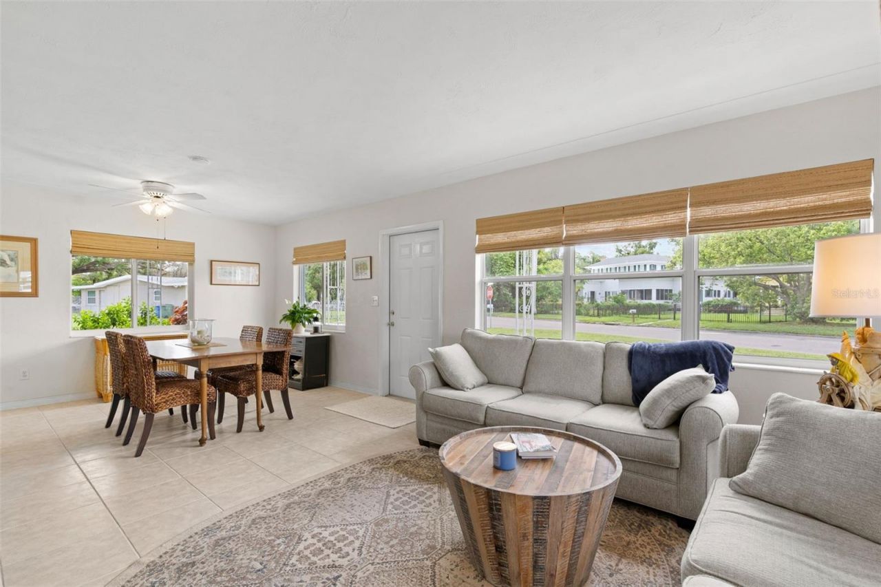 2237 2nd Avenue E, Bradenton, FL 34208 Photo