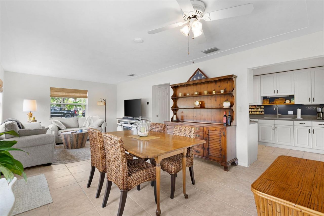 2237 2nd Avenue E, Bradenton, FL 34208 Photo