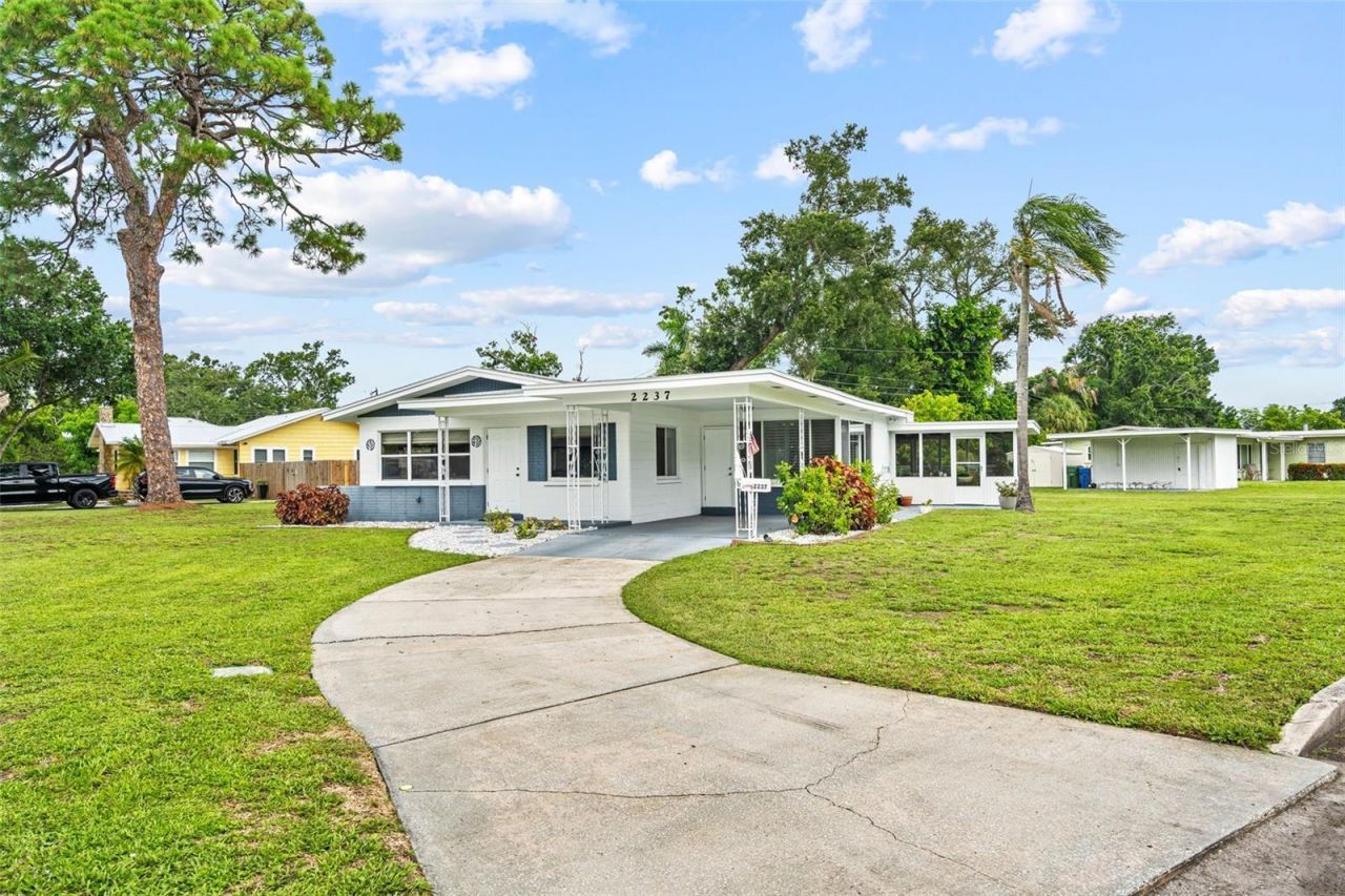 2237 2nd Avenue E, Bradenton, FL 34208 Photo