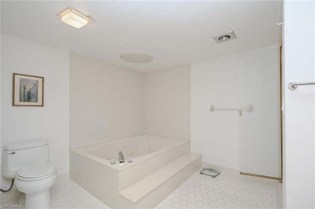 5601 Turtle Bay Dr, Unit 1203, Naples, FL 34108 Photo