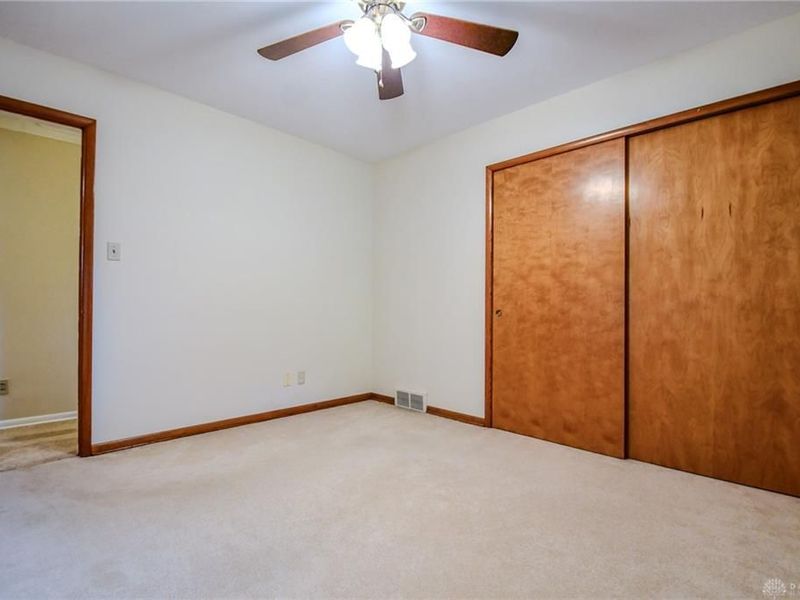 101 Laurelann Drive, Kettering, OH 45429 Photo 33