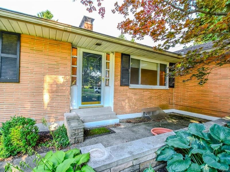 101 Laurelann Drive, Kettering, OH 45429 Photo 9