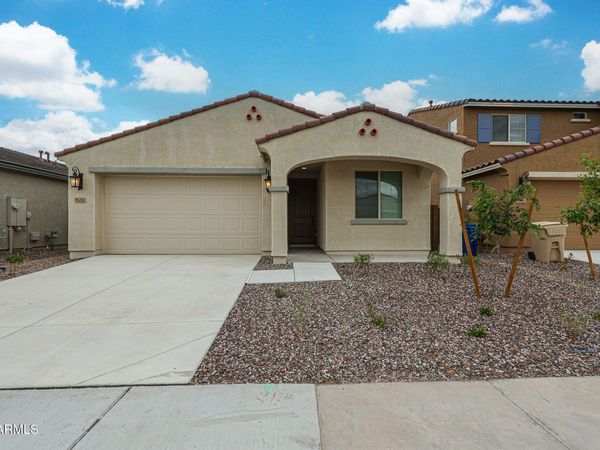 9011 W GEORGIA Avenue, Glendale, AZ 85305