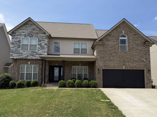 878 Burley Barn Rd , Clarksville, TN 37042
