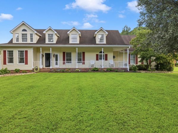 1866 Baker Rd , Goodlettsville, TN 37072