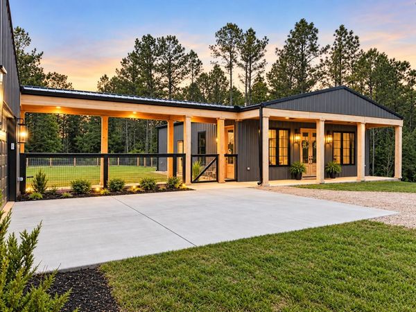 32 County Road 385, Water Valley, MS 38965