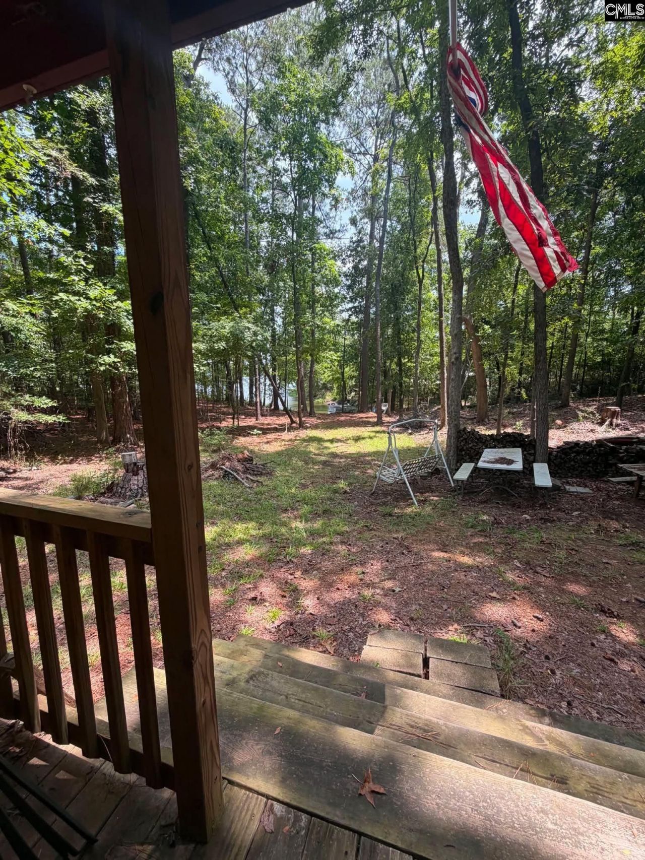 1026 Carolina Lane  Photo 5