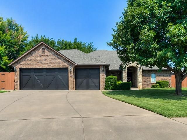 1001 Summerhill Drive, Moore, OK 73160 Main Photo
