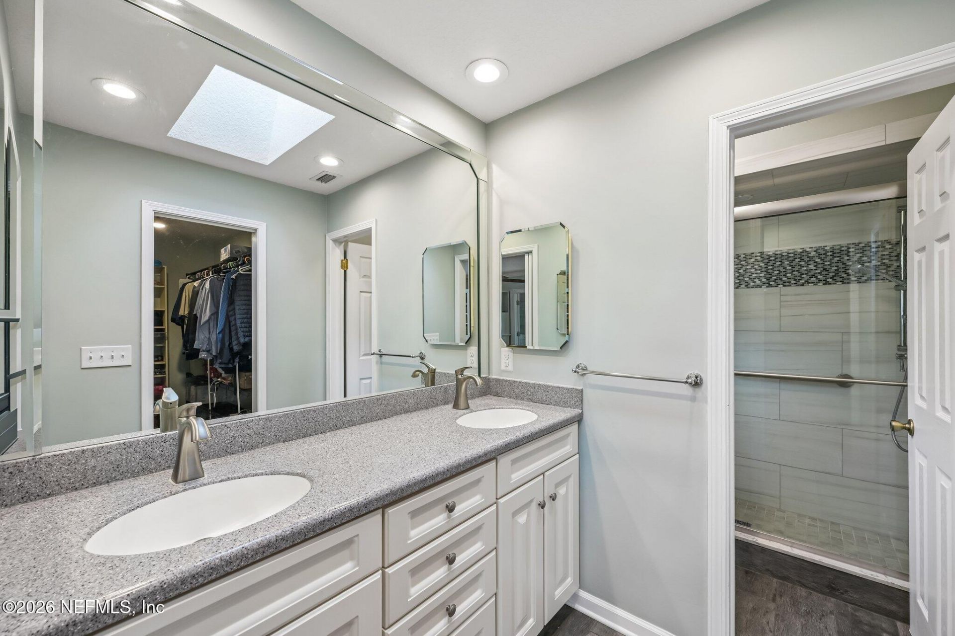 3331 Hidden Lake Drive W, Jacksonville, FL 32216 Photo