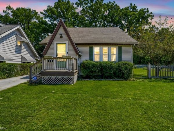 1589 E 337th Street , Eastlake, OH 44095