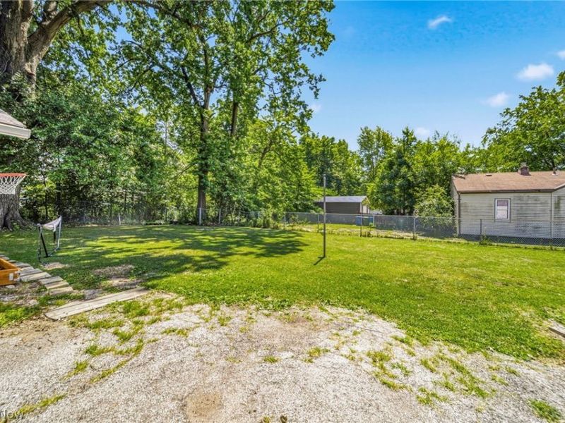 1589 E 337th Street, Eastlake, OH 44095 Photo 26