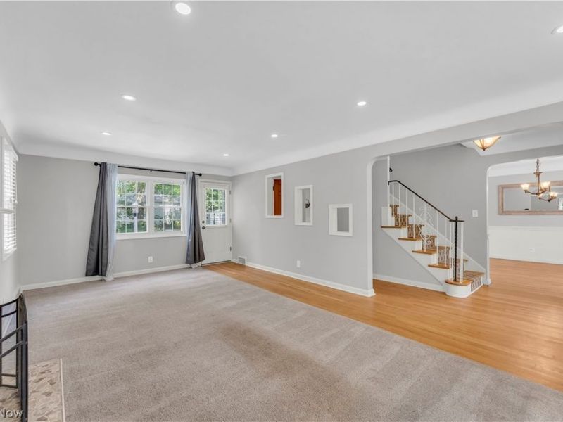 4089 Washington Boulevard, University Heights, OH 44118 Photo 4