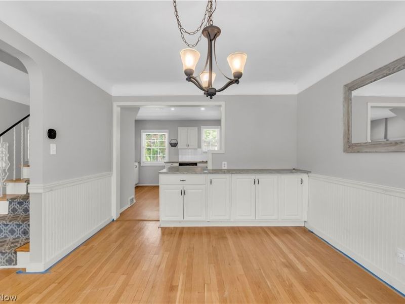 4089 Washington Boulevard, University Heights, OH 44118 Photo 7