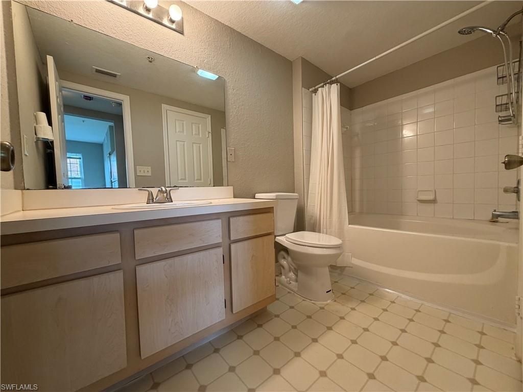 23500 Walden Center Dr , Unit 309, Estero, FL 34134 Photo