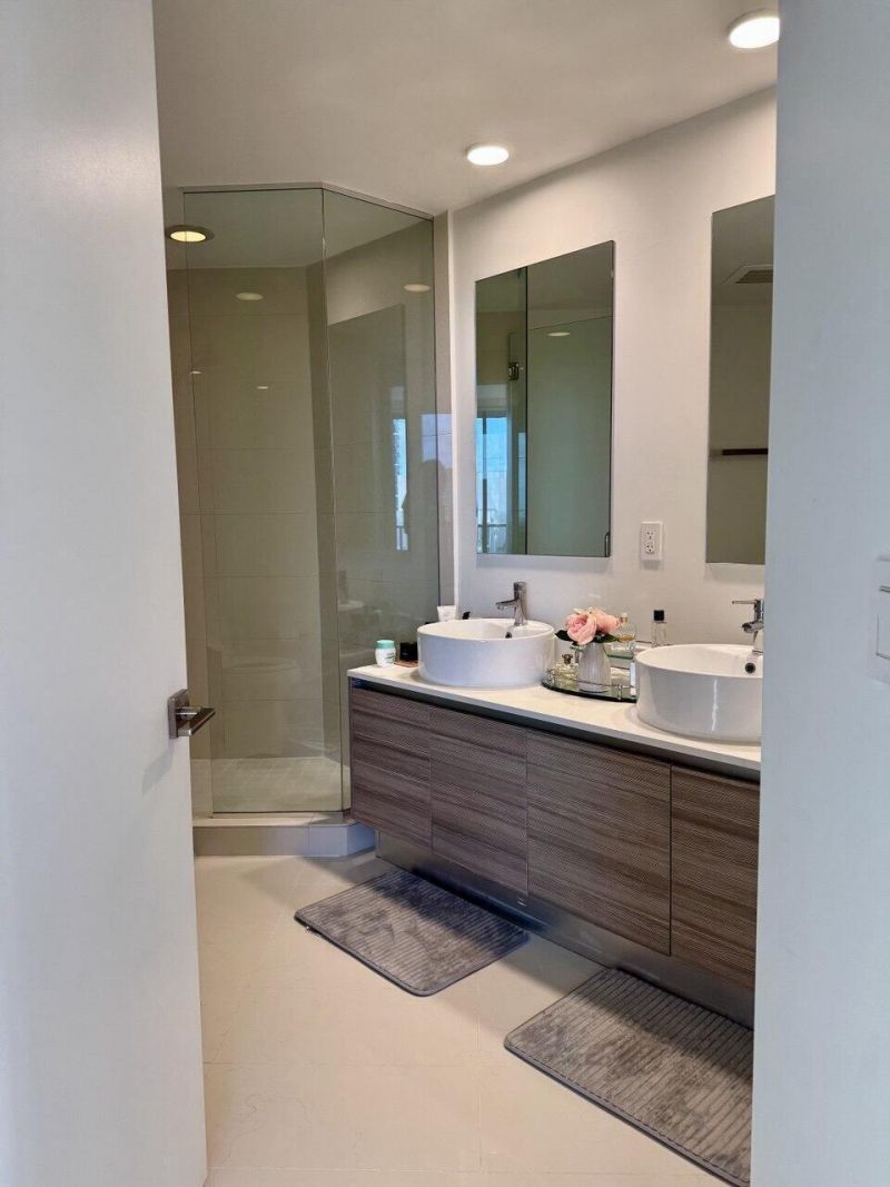 121 NE 34th Street, Unit 1116, Miami, FL 33137 Photo