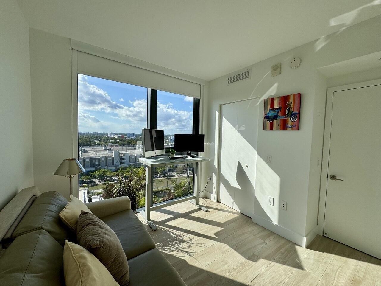 121 NE 34th Street, Unit 1116, Miami, FL 33137 Photo