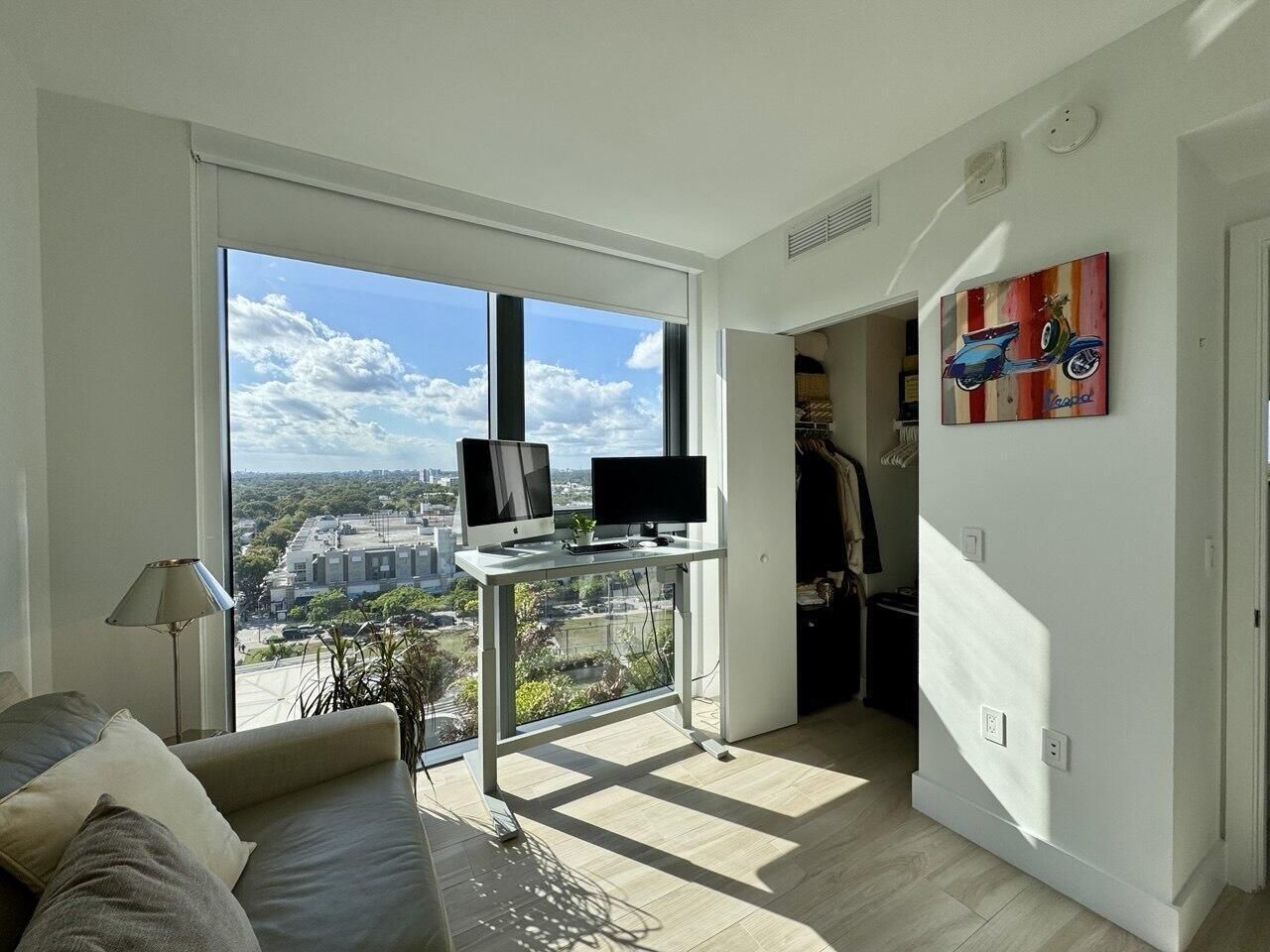 121 NE 34th Street, Unit 1116, Miami, FL 33137 Photo