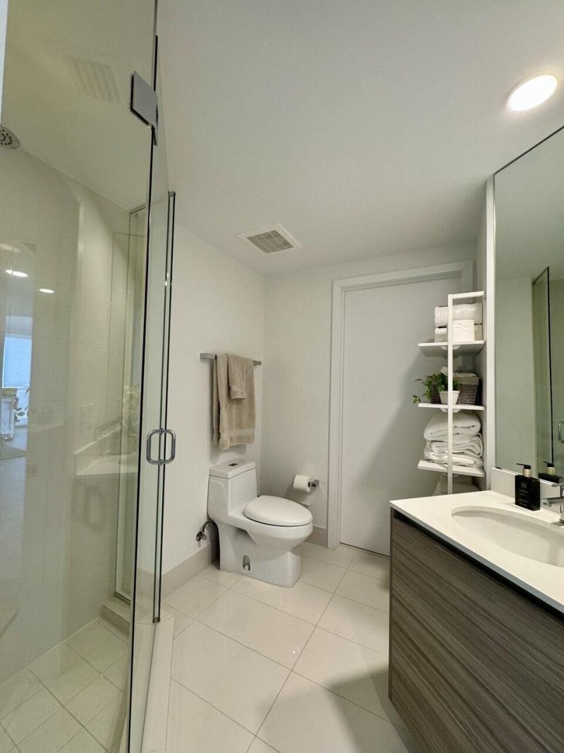 121 NE 34th Street, Unit 1116, Miami, FL 33137 Photo
