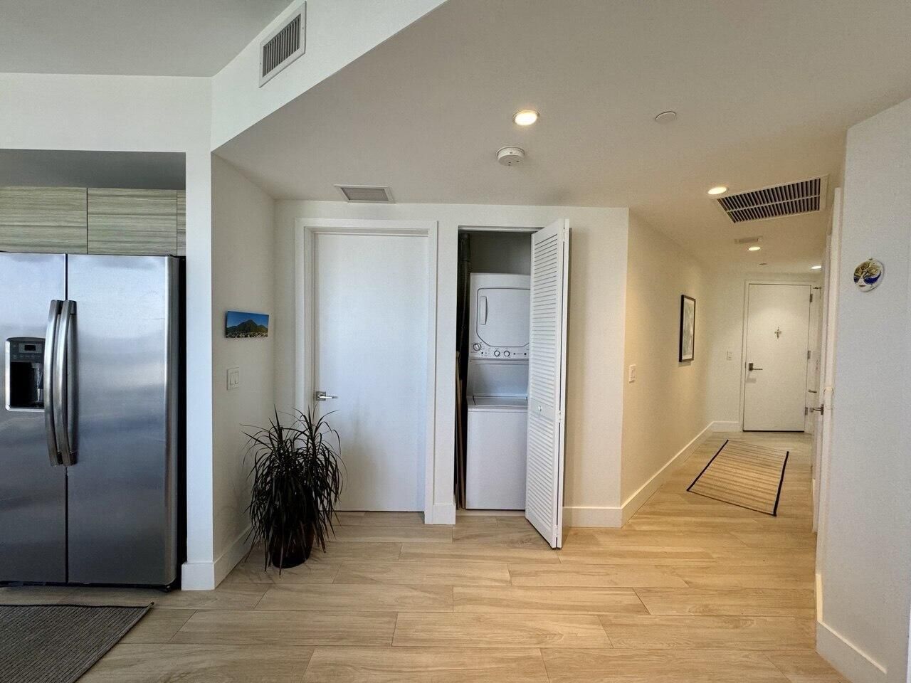 121 NE 34th Street, Unit 1116, Miami, FL 33137 Photo