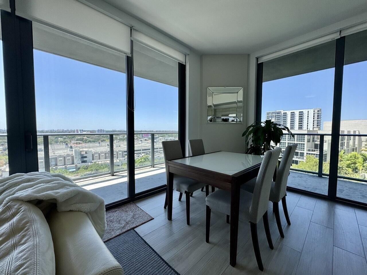 121 NE 34th Street, Unit 1116, Miami, FL 33137 Photo