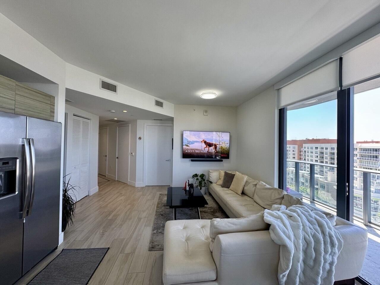 121 NE 34th Street, Unit 1116, Miami, FL 33137 Photo