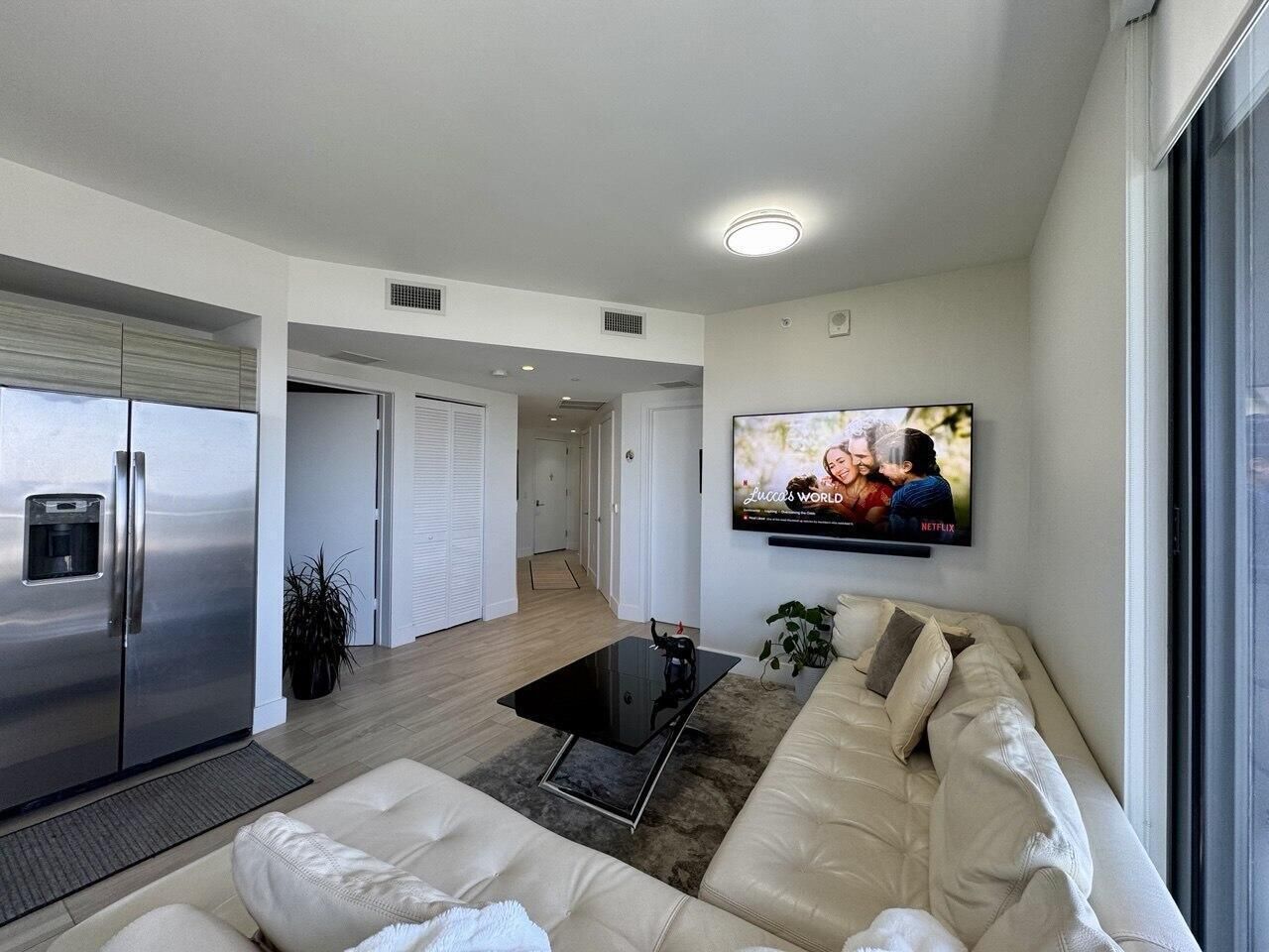121 NE 34th Street, Unit 1116, Miami, FL 33137 Photo