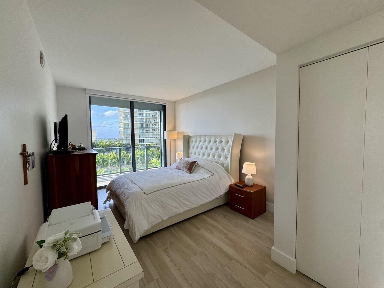 121 NE 34th Street, Unit 1116, Miami, FL 33137 Photo
