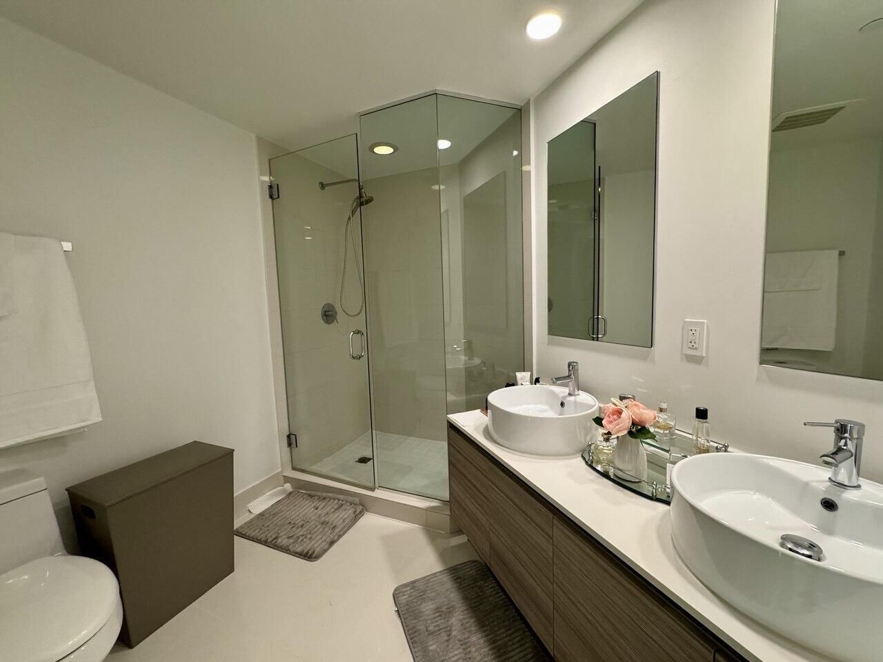 121 NE 34th Street, Unit 1116, Miami, FL 33137 Photo