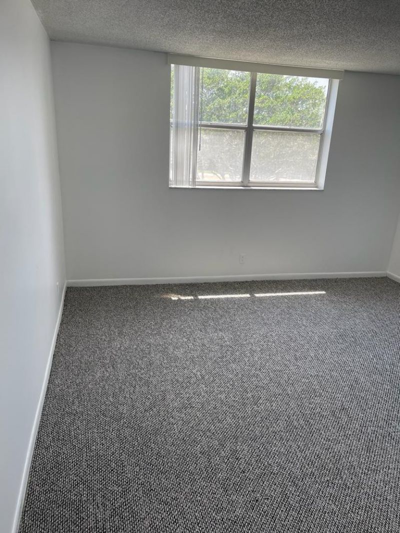 480 Executive Center Drive, Unit 3H, West Palm Beach, FL 33401 Photo