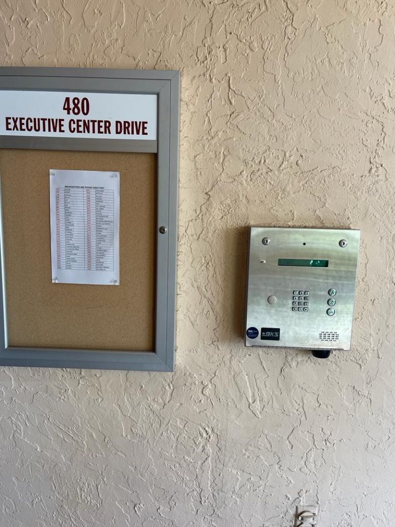 480 Executive Center Drive, Unit 3H, West Palm Beach, FL 33401 Photo