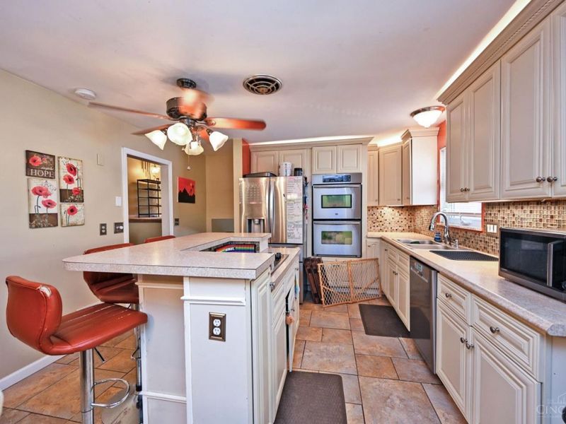 2883 West Tower Avenue, Cincinnati, OH 45238 Photo 11
