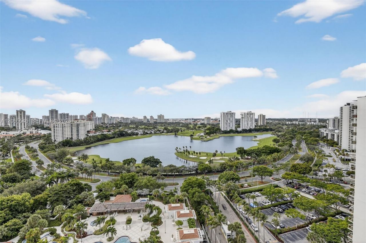 20281 E Country Club Dr, Unit 1801, Aventura, FL 33180 Photo