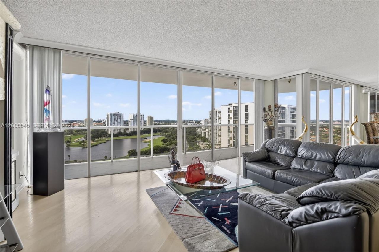 20281 E Country Club Dr, Unit 1801, Aventura, FL 33180 Photo