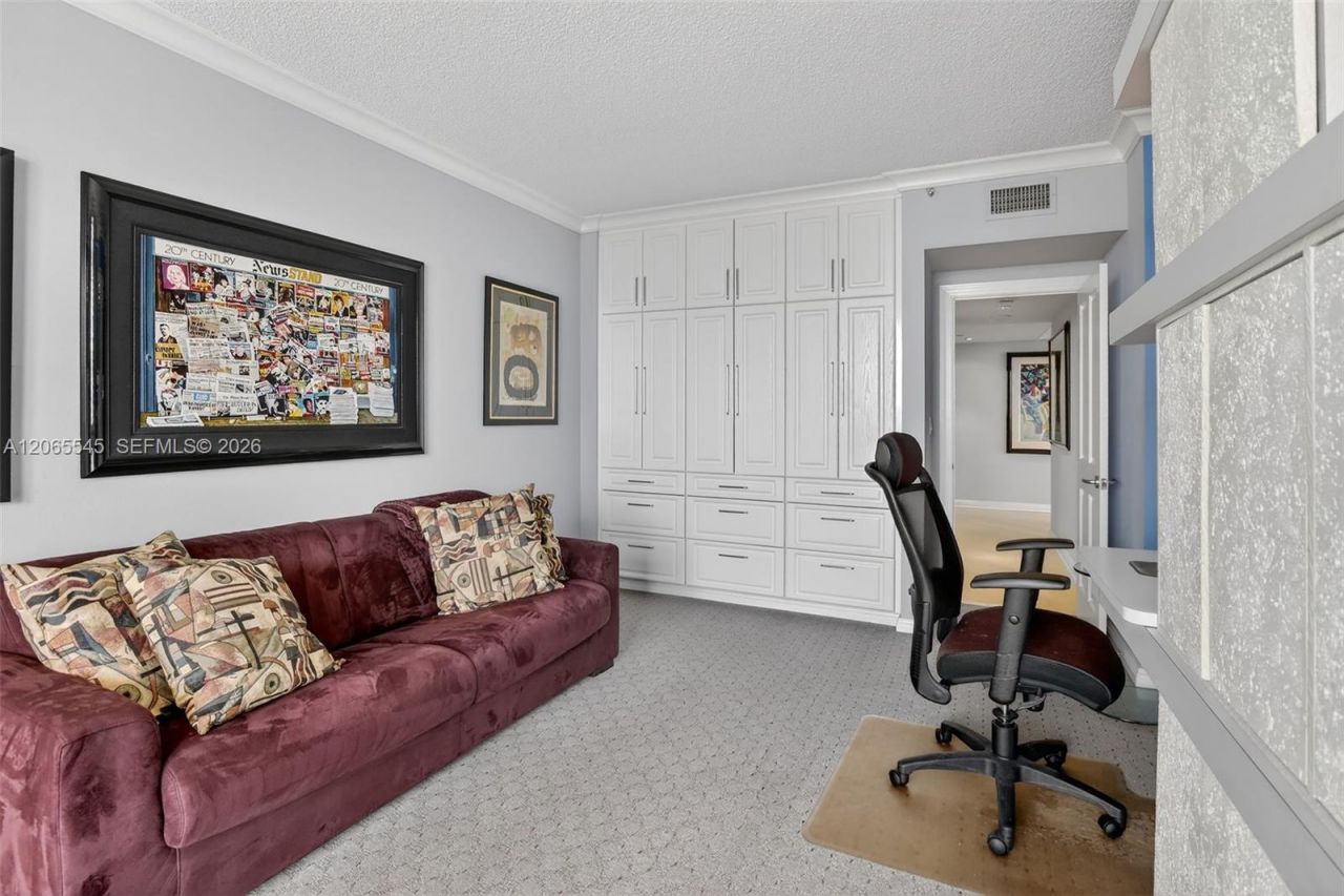 20281 E Country Club Dr, Unit 1801, Aventura, FL 33180 Photo