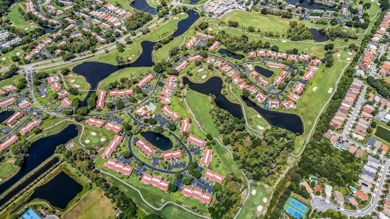 8535 Casa Del Lago , Unit F, Boca Raton, FL 33433 Photo