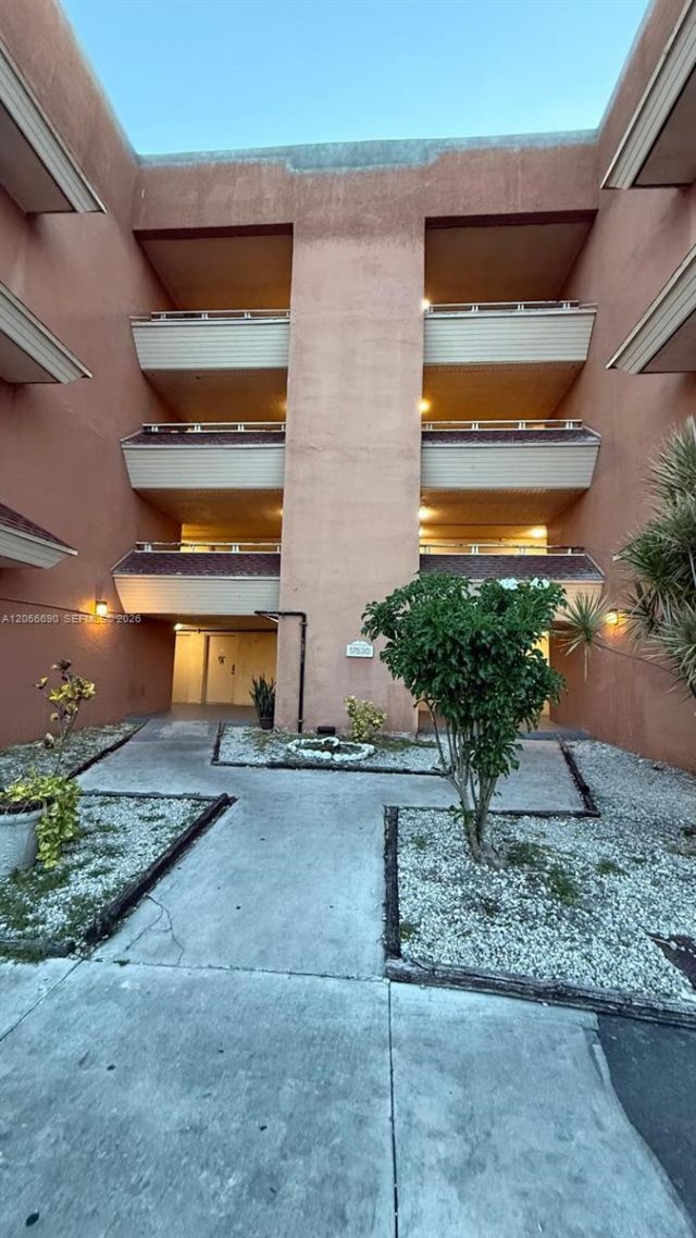 17530 NW 68th Ave, Unit C3008, Hialeah, FL 33015 Main Photo