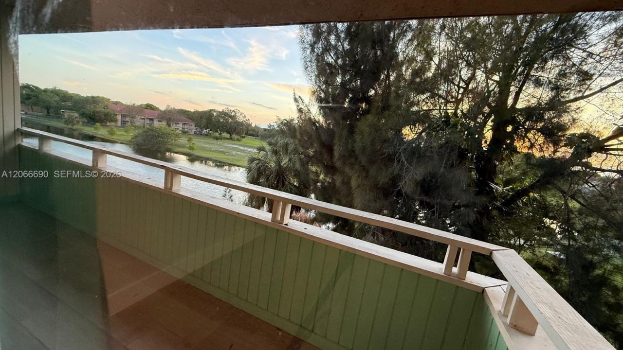 17530 NW 68th Ave, Unit C3008, Hialeah, FL 33015 Photo
