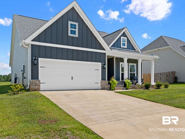 12790 Flanagan St, Elberta, AL 36530