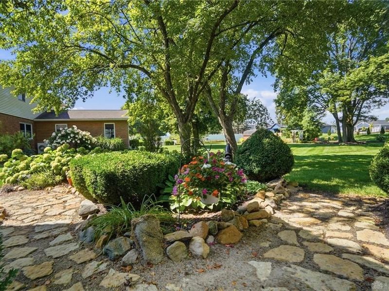 2340 Rockingham Drive, Troy, OH 45373 Photo 72