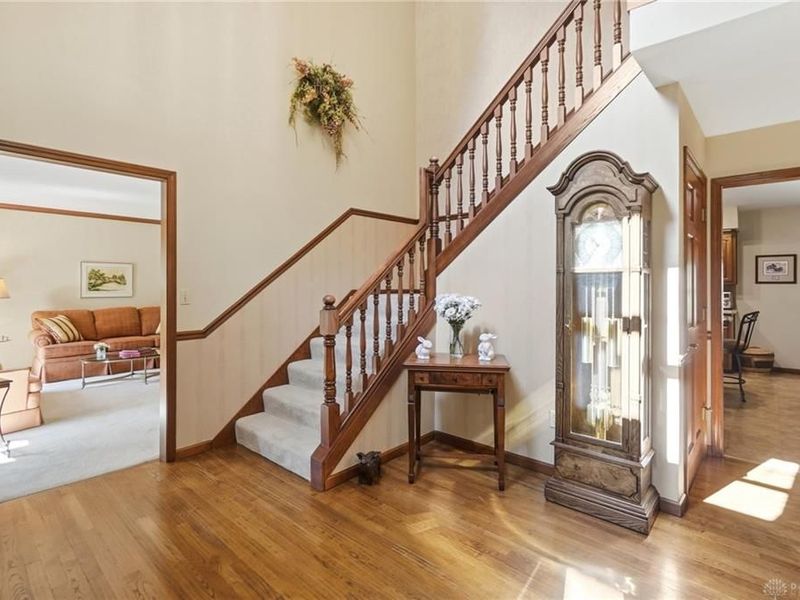 2340 Rockingham Drive, Troy, OH 45373 Photo 9