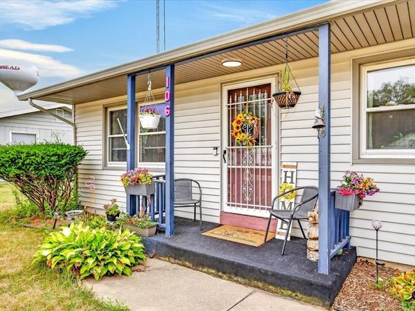 106 E 3rd Avenue, Brodhead, WI 53520