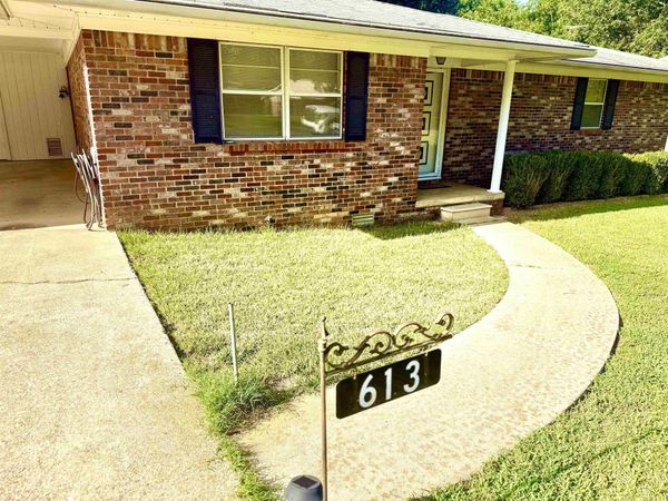 613 E Cedar, Warren, AR 71671