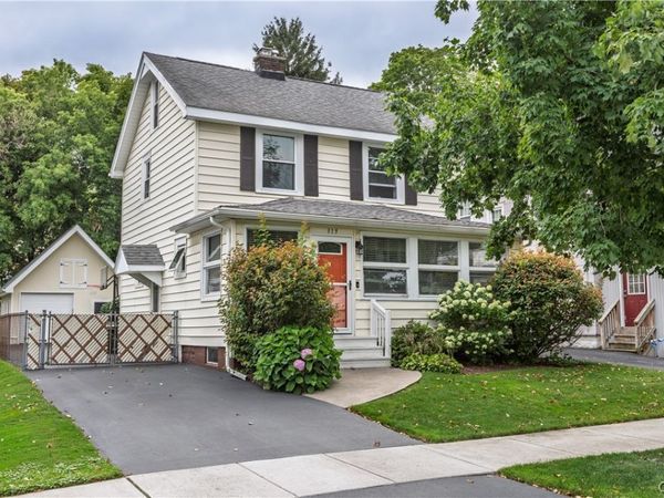319 Ridgewood Drive , Syracuse, NY 13206