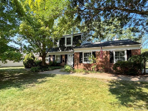 4663 Mill Pond Drive , Troy, Mi 48085