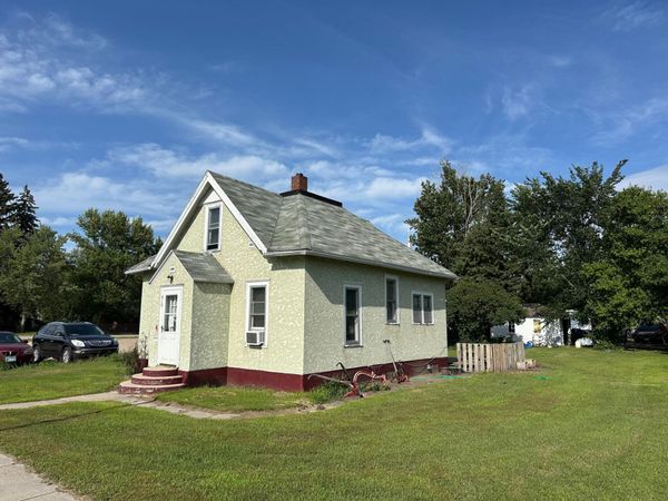 410 Conley Avenue S, Thief River Falls, MN 56701