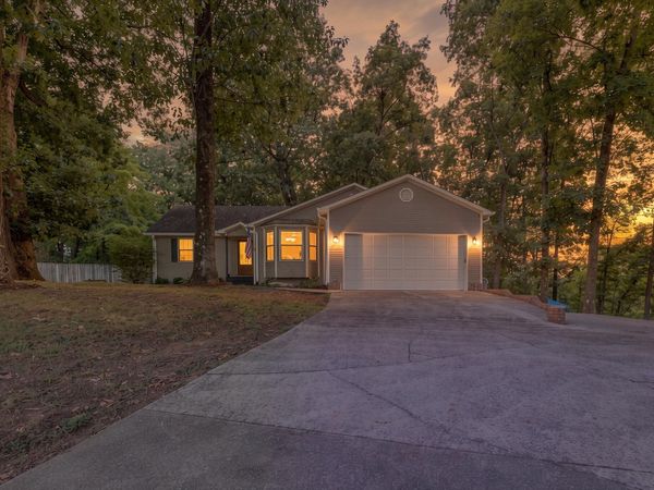 40 E Carolyn Circle, Ringgold, GA 30736