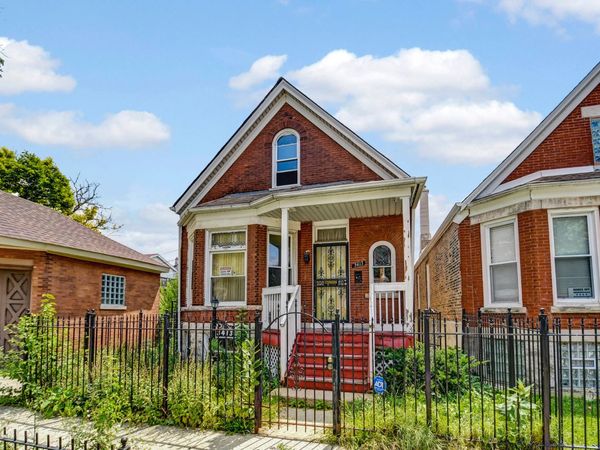 3413 W Carroll Avenue , Chicago, IL 60624