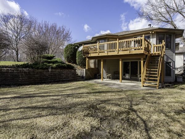 1417 April Lane , Winthrop Harbor, IL 60096
