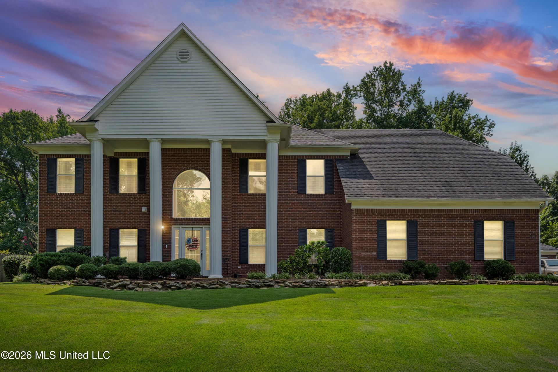 4445 Windslet Cove Southaven, MS 38672